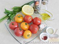 Фото приготовления рецепта: Салат из разноцветных помидоров с зеленью и кунжутом - шаг №1