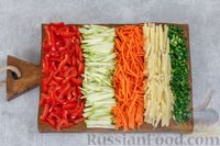 Фото приготовления рецепта: Блинчики с картофелем, перцем, кабачками и морковью - шаг №2