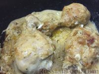 Фото приготовления рецепта: Чэтщэтэщипс — курица в сметанном соусе - шаг №12