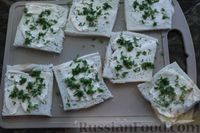 Фото приготовления рецепта: Горячие бутерброды-трубочки с сыром, в овсяной панировке - шаг №4
