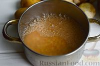 Фото приготовления рецепта: Гороховый суп с мясом и шампиньонами - шаг №2