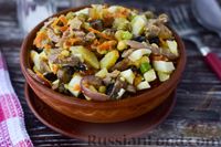 Фото к рецепту: Салат с курицей, картофелем, морковью и маринованными грибами