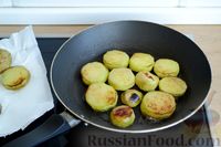 Фото приготовления рецепта: Салат из баклажанов с помидорами и сладким перцем - шаг №5