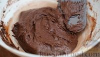 Фото приготовления рецепта: Шоколадное печенье с трещинками - шаг №2