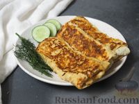 Фото приготовления рецепта: Салат-торт с красной рыбой, картофелем, сыром и яйцами - шаг №5