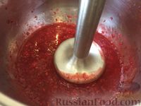 Фото приготовления рецепта: Сырные крокеты с малиновым соусом - шаг №3