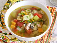 Фото к рецепту: Суп с кабачками, грибами и копчёной грудинкой