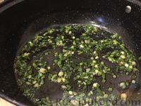 Фото приготовления рецепта: Картофель отварной с зеленым луком - шаг №6