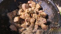 Фото приготовления рецепта: Шашлык из свинины в казане - шаг №7