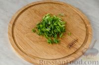 Фото приготовления рецепта: Салат из свёклы с сыром и яйцами - шаг №8