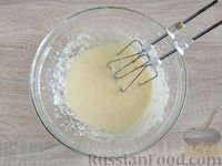 Фото приготовления рецепта: Банановый кекс на молоке - шаг №5