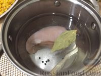 Фото приготовления рецепта: Салат «Курица с ананасами» - шаг №2