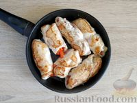 Фото приготовления рецепта: Куриные рулетики со сладким перцем, под сыром - шаг №8