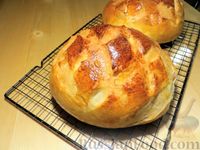 Фото к рецепту: Домашний хлеб с изюмом (в духовке)
