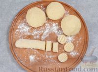 Фото приготовления рецепта: Картофельные ньокки с беконом - шаг №6