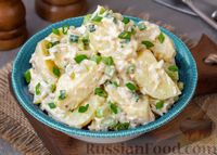 Фото к рецепту: Картофельный салат с сельдереем и яйцами