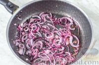 Фото приготовления рецепта: Цветная капуста, тушенная с беконом и помидорами, под сыром - шаг №9