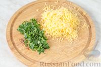 Фото приготовления рецепта: Цветная капуста, тушенная с беконом и помидорами, под сыром - шаг №13