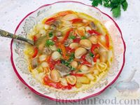 Фото к рецепту: Суп с куриными сердечками, фасолью и макаронами