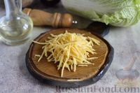 Фото приготовления рецепта: Салат с шампиньонами, сыром, морковью и солёными огурцами - шаг №10