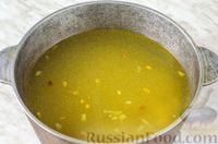 Фото приготовления рецепта: Чечевичный суп с рисом и лимоном - шаг №10