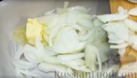 Фото приготовления рецепта: Цветная капуста, запечённая с сыром и сметаной - шаг №3