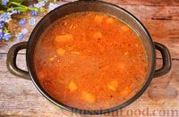 Фото приготовления рецепта: Суп с мясом, тыквой и помидорами - шаг №11