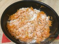 Фото приготовления рецепта: Сырники с морковью - шаг №4