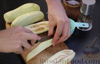 Фото приготовления рецепта: Баклажаны в лимонно-медовом соусе с чесноком - шаг №2