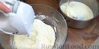 Фото приготовления рецепта: Торт "Птичье молоко" с кремом из манной каши - шаг №12