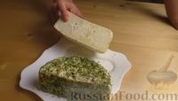 Фото приготовления рецепта: Домашний сыр из молока - шаг №11