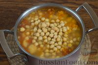 Фото приготовления рецепта: Пряный суп с нутом и цветной капустой - шаг №10
