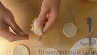 Фото приготовления рецепта: Квари (грузинские вареники с сыром) - шаг №13