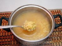 Фото приготовления рецепта: Гороховый суп с куриными фрикадельками - шаг №4
