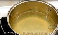 Фото приготовления рецепта: "Копчёный" сырный суп с овощами и грибами - шаг №9
