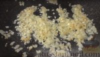 Фото приготовления рецепта: "Гнёзда" из макарон с мясным фаршем и зелёным горошком - шаг №3