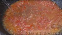 Фото приготовления рецепта: "Гнёзда" из макарон с мясным фаршем и зелёным горошком - шаг №8