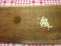 Фото приготовления рецепта: Куриный суп с краснокочанной капустой - шаг №11