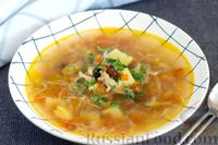 Фото к рецепту: Фасолевый суп с капустой и помидорами