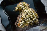 Фото приготовления рецепта: Новогодний салат с языком и грибами «Весёлая крыса» - шаг №23
