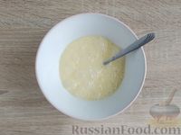 Фото приготовления рецепта: Суп с куриной печенью и омлетом - шаг №7