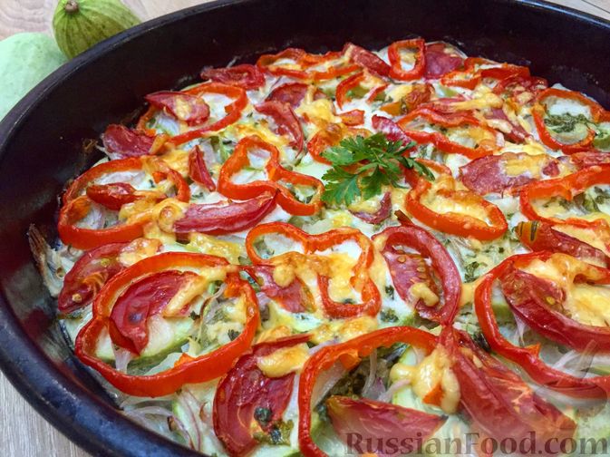 Кабачки с помидорами и чесноком в духовке — рецепт с фото