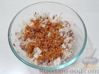 Фото приготовления рецепта: Котлетки из риса и консервированной рыбы - шаг №6