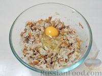 Фото приготовления рецепта: Котлетки из риса и консервированной рыбы - шаг №7