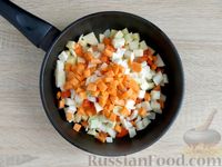 Фото приготовления рецепта: Тушёные овощи с жареной манкой - шаг №6