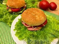 Фото приготовления рецепта: Гамбургеры с сосисками - шаг №11
