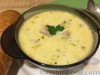 Фото приготовления рецепта: Английский куриный суп с рисом и сыром - шаг №13