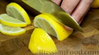Фото приготовления рецепта: Горбуша с лимоном, запечённая в фольге - шаг №2