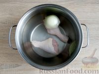 Фото приготовления рецепта: Куриный суп с творожными клёцками - шаг №3