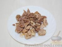 Фото приготовления рецепта: Густой гороховый суп со свининой и копченой курицей - шаг №4
